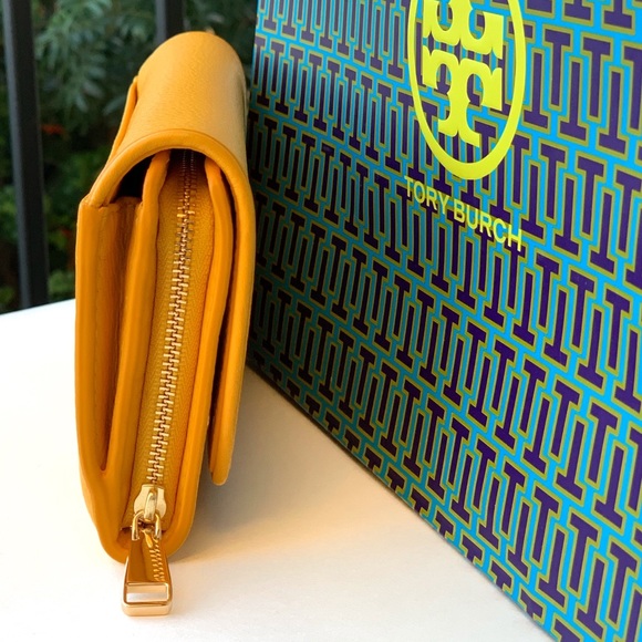 Tory Burch Duo Britten Envelope  Leather Wallet - Picture 6 of 7